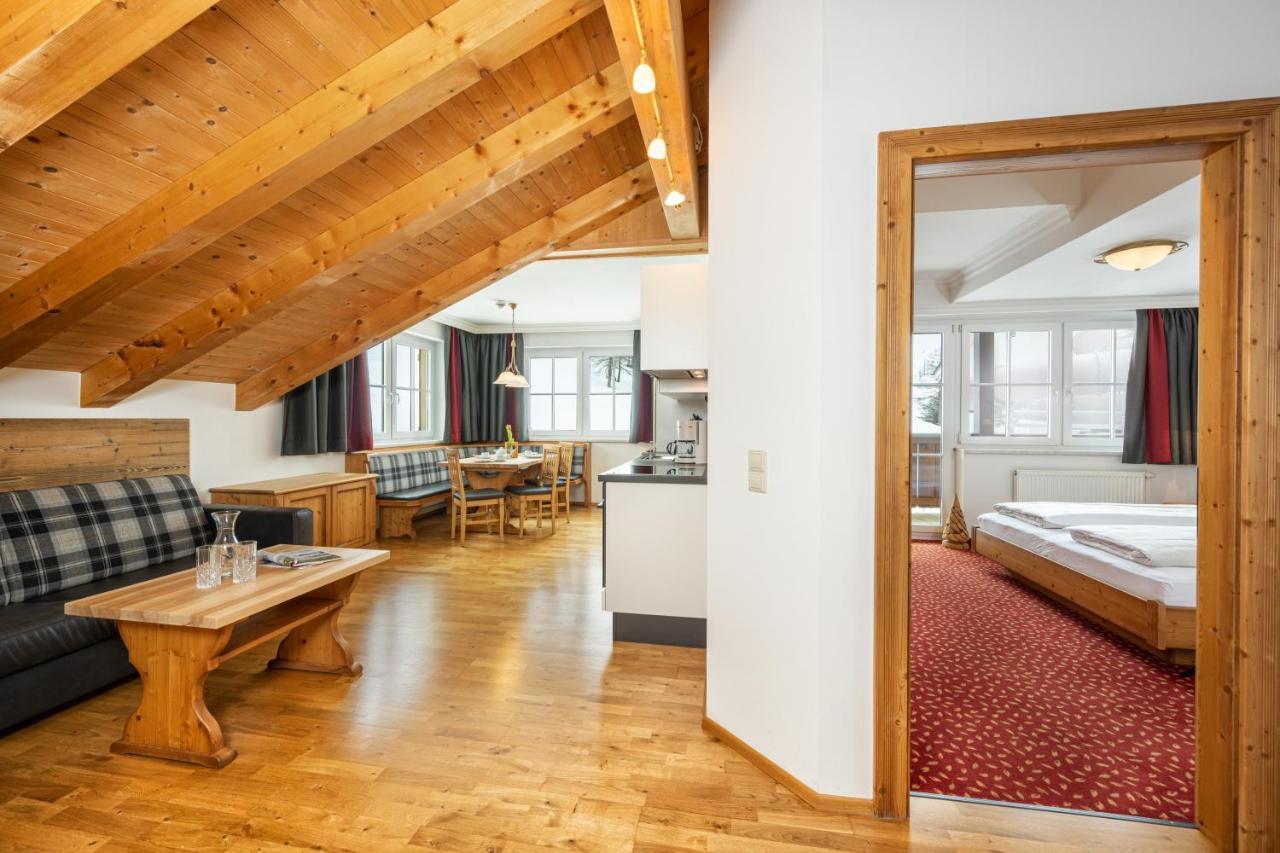 Hotel Almschloessl & Schrotteralm Obertauern Bagian luar foto
