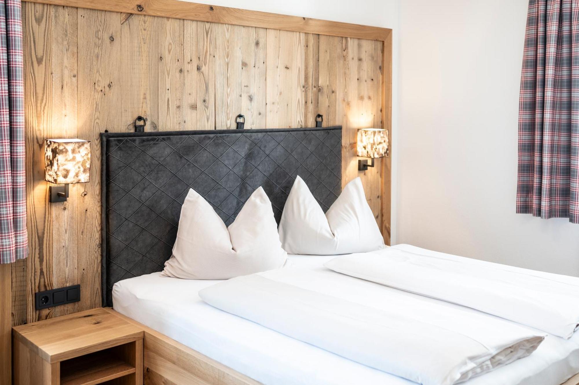 Hotel Almschloessl & Schrotteralm Obertauern Bagian luar foto