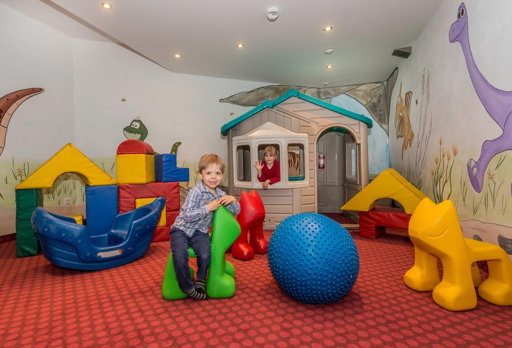 Hotel Almschloessl & Schrotteralm Obertauern Bagian luar foto